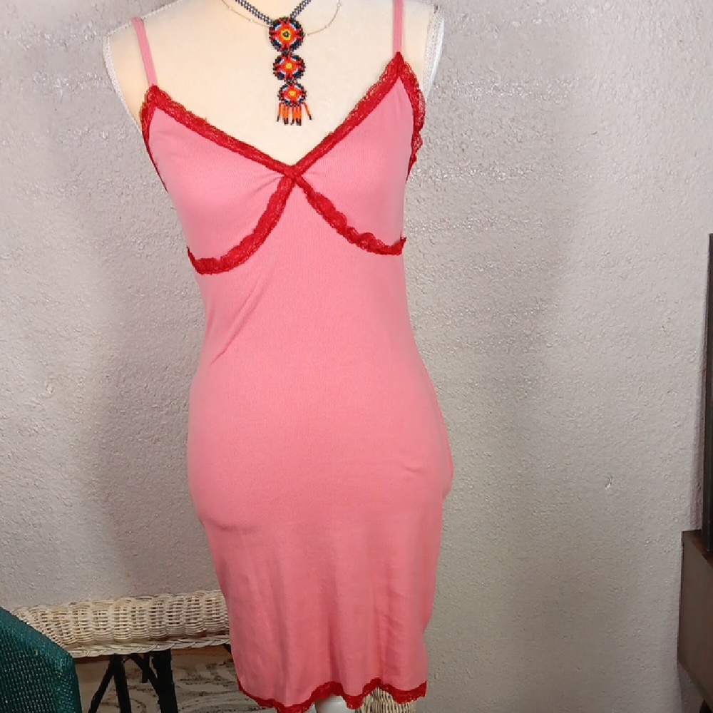 Wild Fable Pink Red Lace Trim Cami Dress Size M Y2k Mean Girls Body Con Swifty
